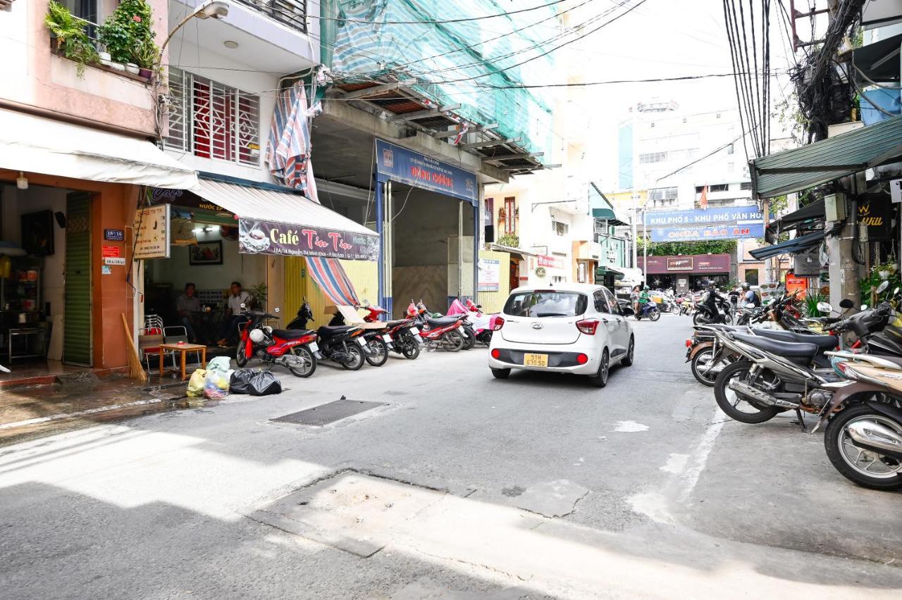 Huyen Homestay Hô Chi Minh-Ville Extérieur photo